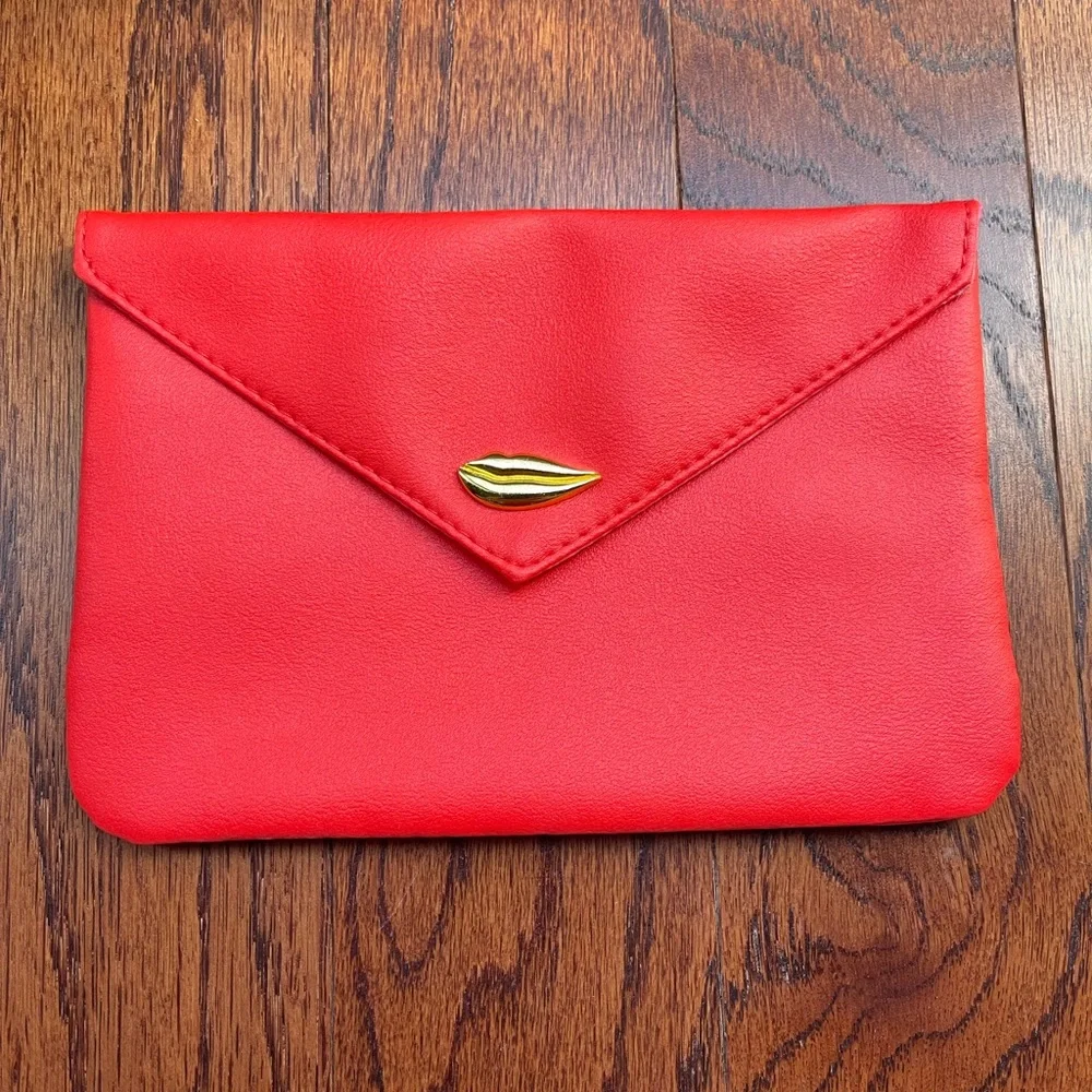 Ipsy Bag💋 - Picture 2 of 2